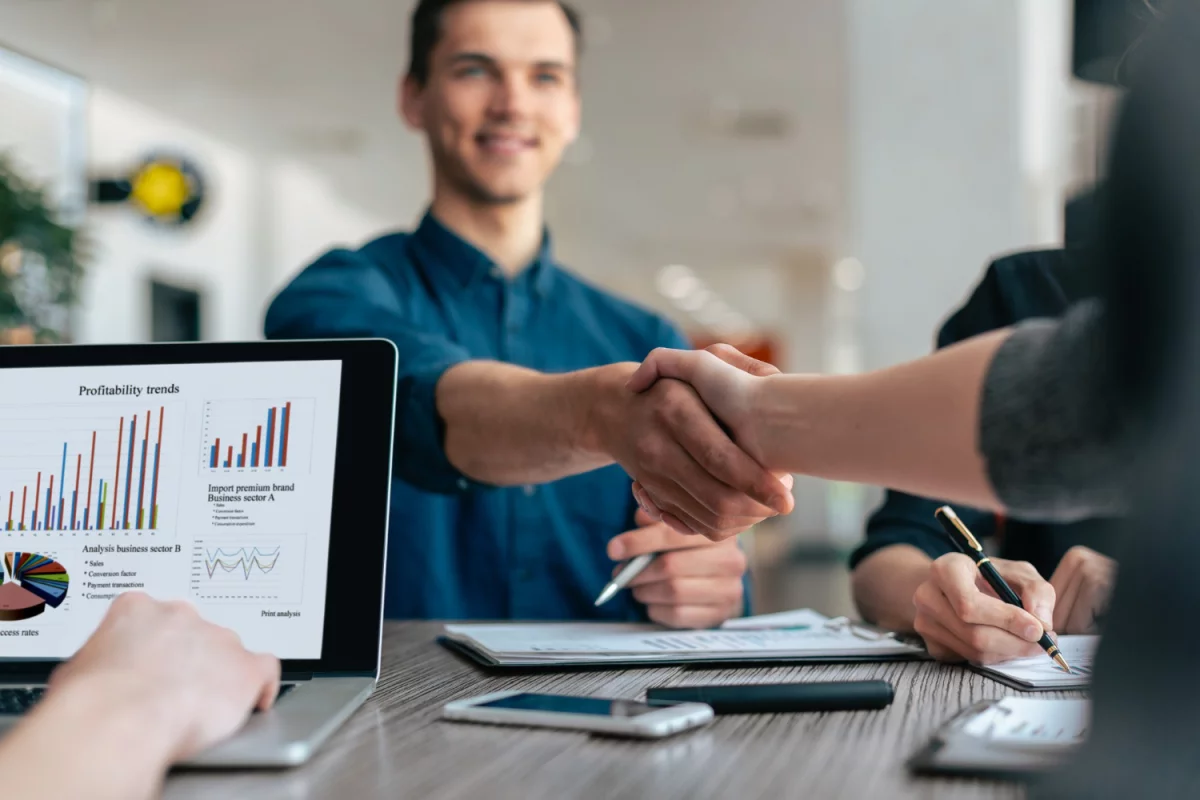 10 szybkich obiadów w 30 minut z 5 składników — tanio, zdrowo, krok po kroku, zdjęcia i wersje wegetariańskie